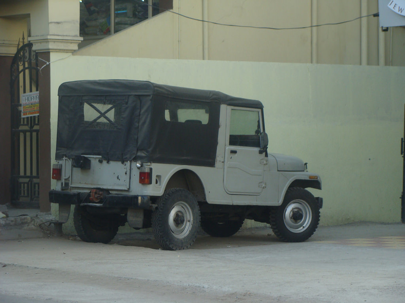 Illustration for article titled Cars from my trip to India over a year ago *pic heavy* (Part I)